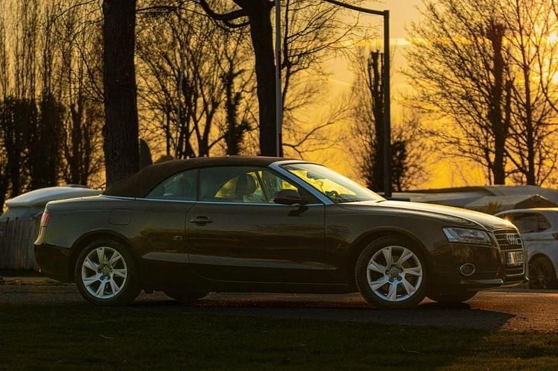 Gebraucht Audi A5 Cabriolet 160 PS (117 kW) 2010 Braun Cabrio