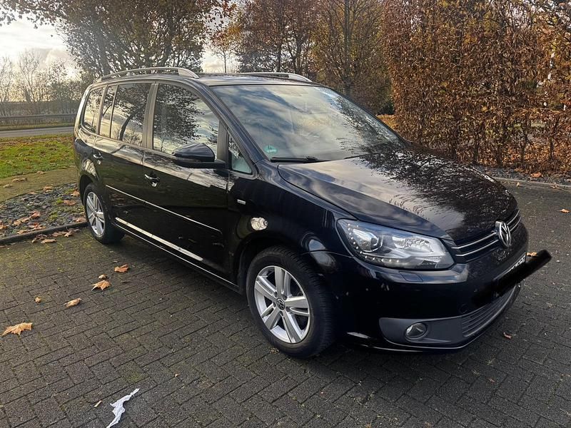 Gebraucht VW Touran 140 PS (102 kW) 2014 Schwarz Van / Kleinbus