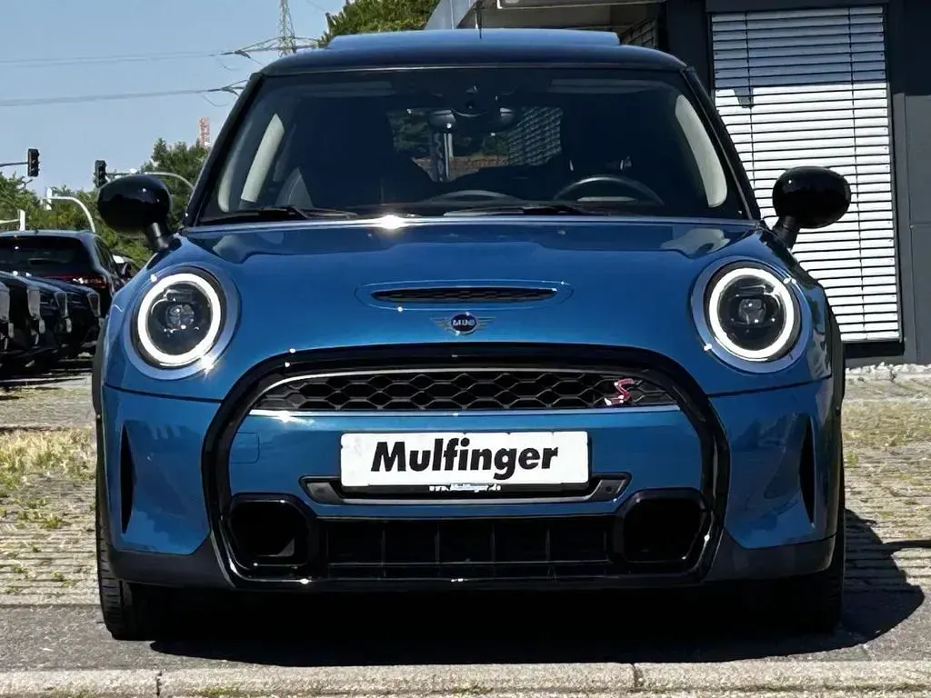 Gebraucht Mini Cooper S 178 PS (130 kW) 2023 Island blue (metallic) Kleinwagen