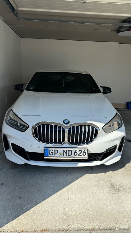 Weiß Gebraucht 2020 BMW 118 M Sport Kleinwagen | 24.500 € (Etwas zu teuer) - Bild 1/4