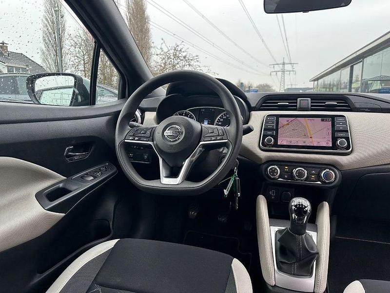 Gebraucht Nissan Micra N-Connecta 101 PS (74 kW) 2019 Grau Limousine