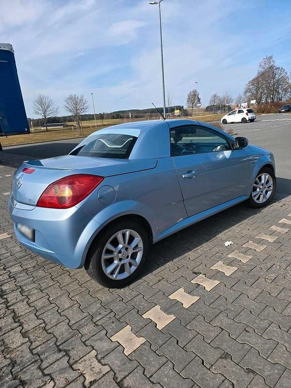 Gebraucht Opel Tigra 90 PS (66 kW) 2006 Blau Cabrio