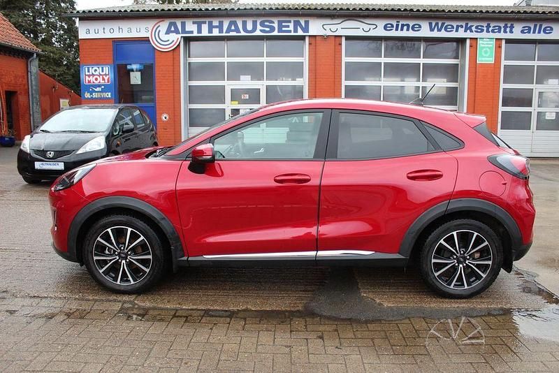 Gebraucht Ford Puma Titanium 125 PS (91 kW) 2021 Rot SUV