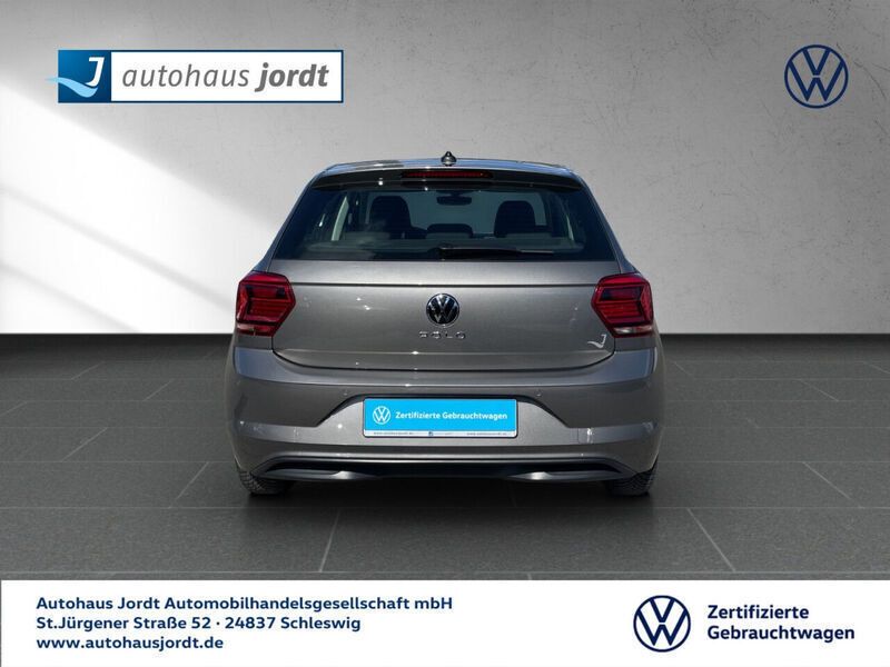 Gebraucht VW Polo Comfortline 95 PS (69 kW) 2021 Grau Kleinwagen