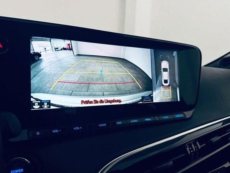 Gebraucht Toyota Mirai Executive 182 PS (133 kW) 2021 Precious silver Limousine