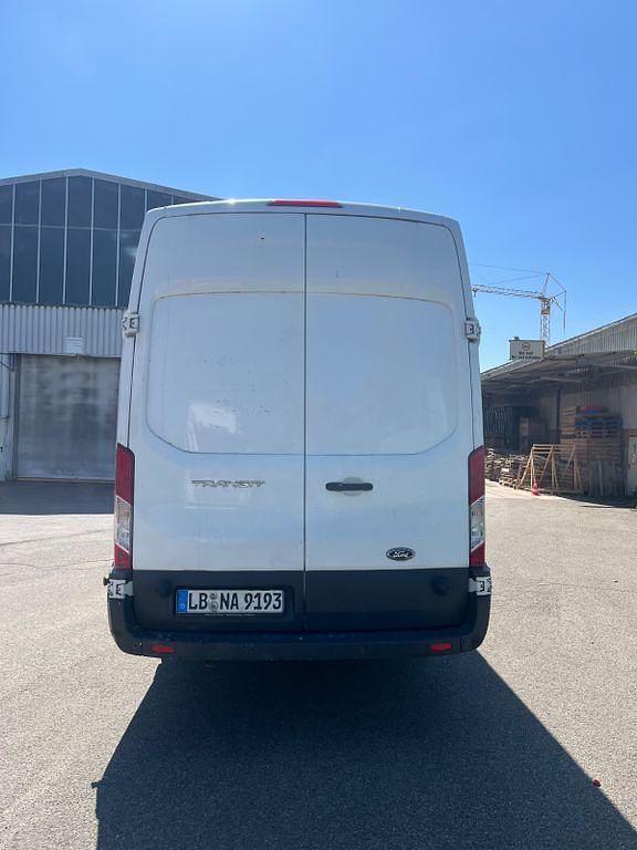 Second-hand Ford Transit 170 CP (125 kW) 2018 Alb Monovolum