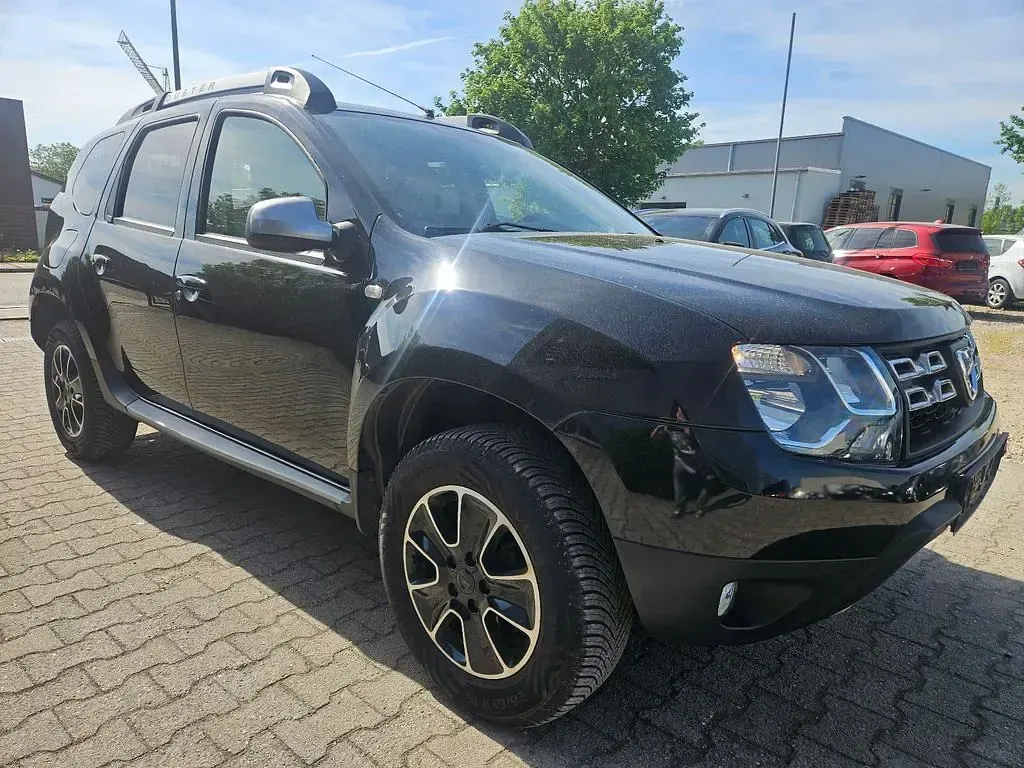 Gebraucht Dacia Duster Prestige 125 PS (91 kW) 2017 Schwarz SUV