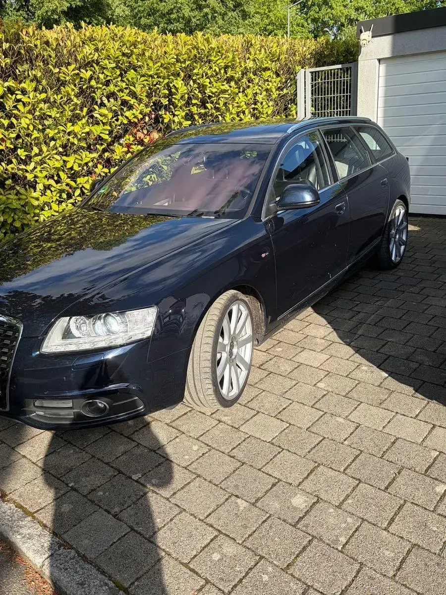 Gebraucht Audi A6 Ambiente 239 PS (175 kW) 2011 Blau Kombi