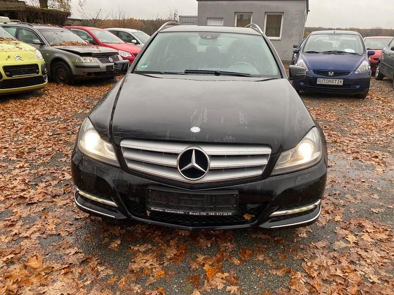 Schwarz Gebraucht 2013 Mercedes C220 Kombi | 5.500 € (Superpreis) - Bild 1/4