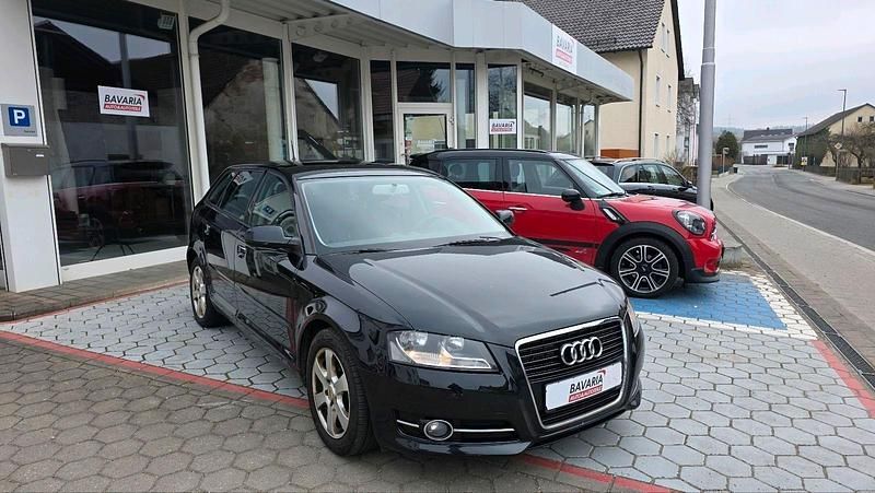 Gebraucht Audi A3 105 PS (77 kW) 2011 Schwarz Kleinwagen