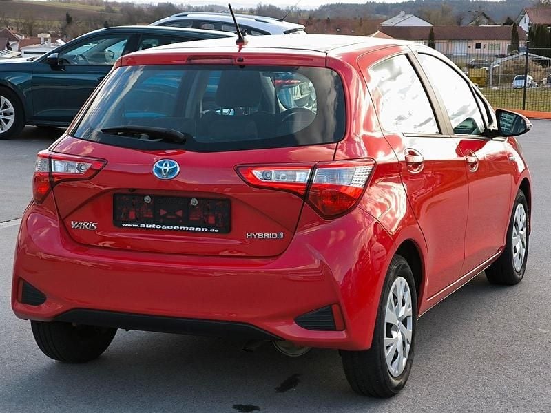 Gebraucht Toyota Yaris Hybrid 2020 Rot Kleinwagen