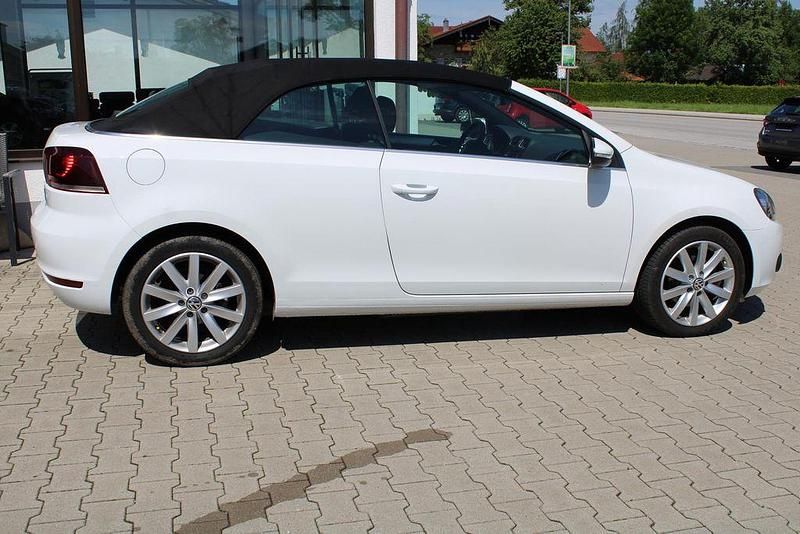 Gebraucht VW Golf Cabriolet Basis 105 PS (77 kW) 2013 Weiß Cabrio