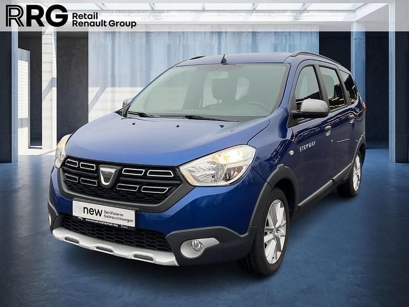 Blau Gebraucht 2021 Dacia Lodgy Stepway Van / Kleinbus | 16.411 € (Etwas zu teuer) - Bild 1/3