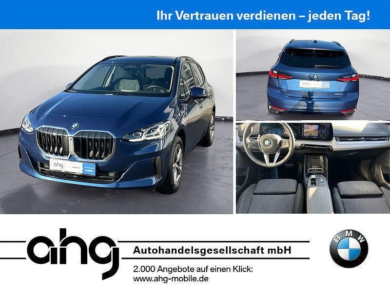 Blau Gebraucht 2025 BMW 220 Active Tourer Sport Line Van / Kleinbus | 32.360 € (Fairer Preis) - Bild 1/4