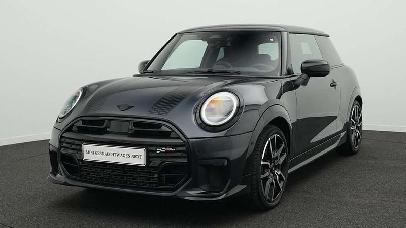 Grau Gebraucht 2024 Mini John Cooper Works Kleinwagen | 27.207 € (Guter Preis) - Bild 1/4