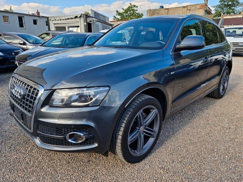 Grau Gebraucht 2012 Audi Q5 S-Line SUV | 8.800 € (Guter Preis) - Bild 1/4