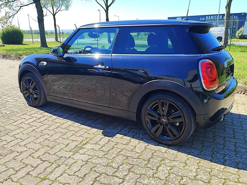 Second-hand Mini ONE 102 CP (75 kW) 2016 Negru Hatchback