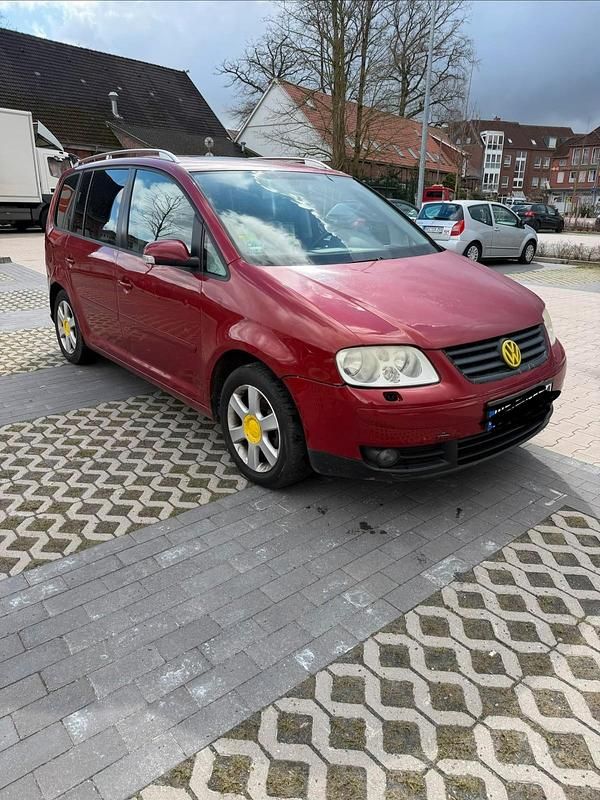 Gebraucht VW Touran 140 PS (102 kW) 2005 Rot Van / Kleinbus