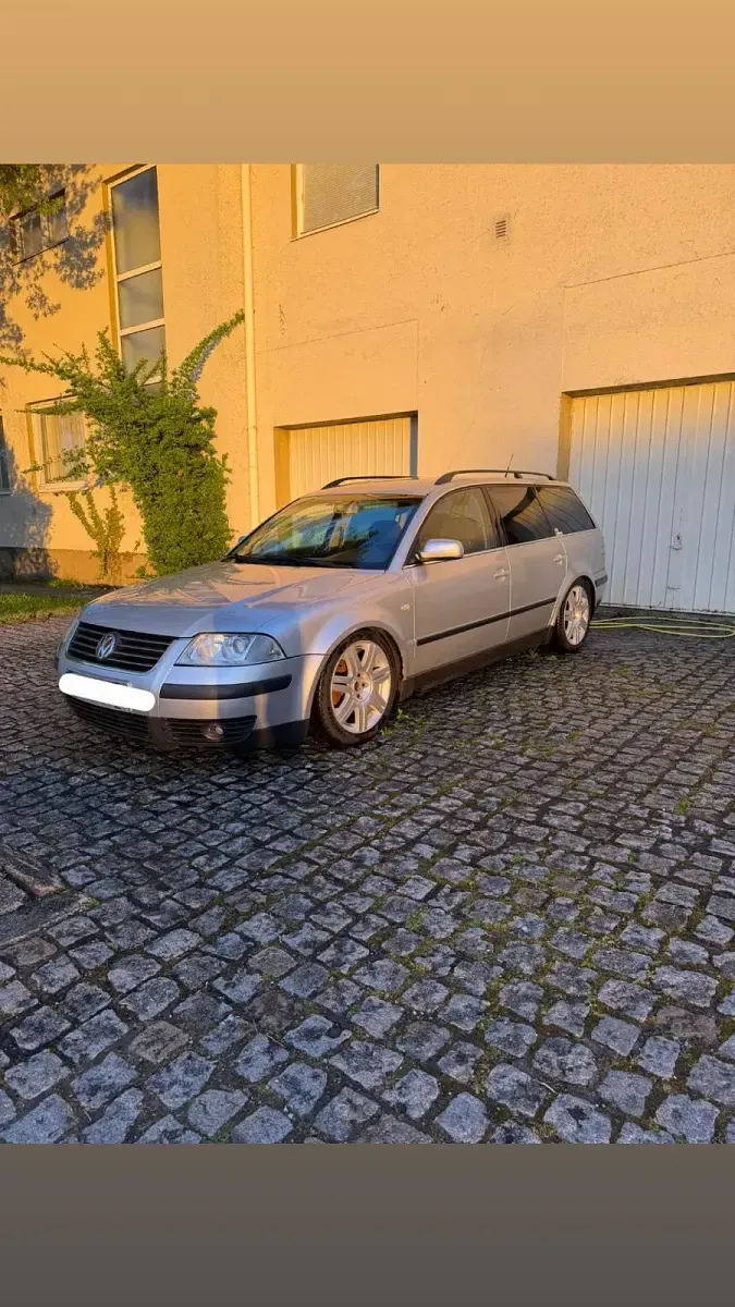 Gebraucht VW Passat 131 PS (96 kW) 2002 Silber Kombi