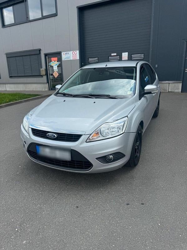 Second-hand Ford Focus 101 CP (74 kW) 2009 Argintiu Hatchback