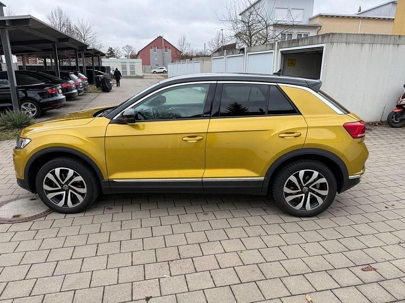 Gebraucht VW T-Roc Active 150 PS (110 kW) 2021 Gelb SUV