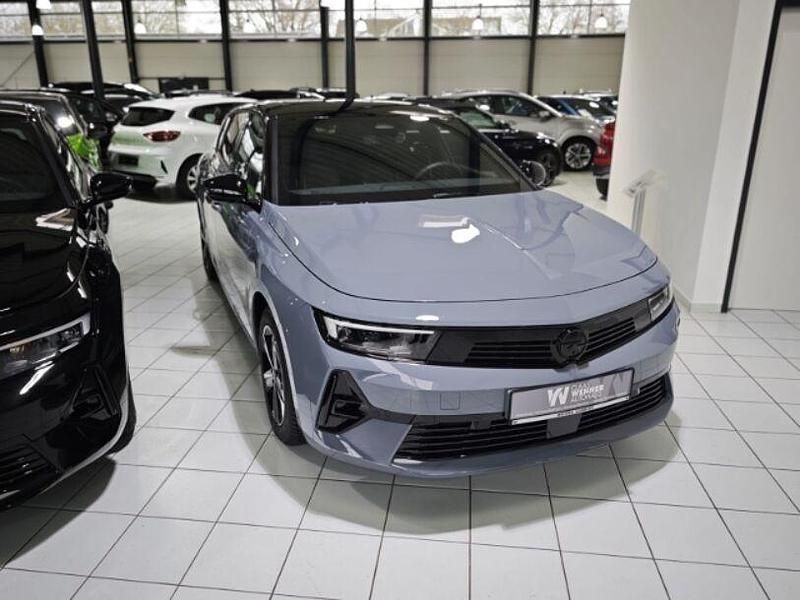 Neu Opel Astra 131 PS (96 kW) 2025 Grau Kombi