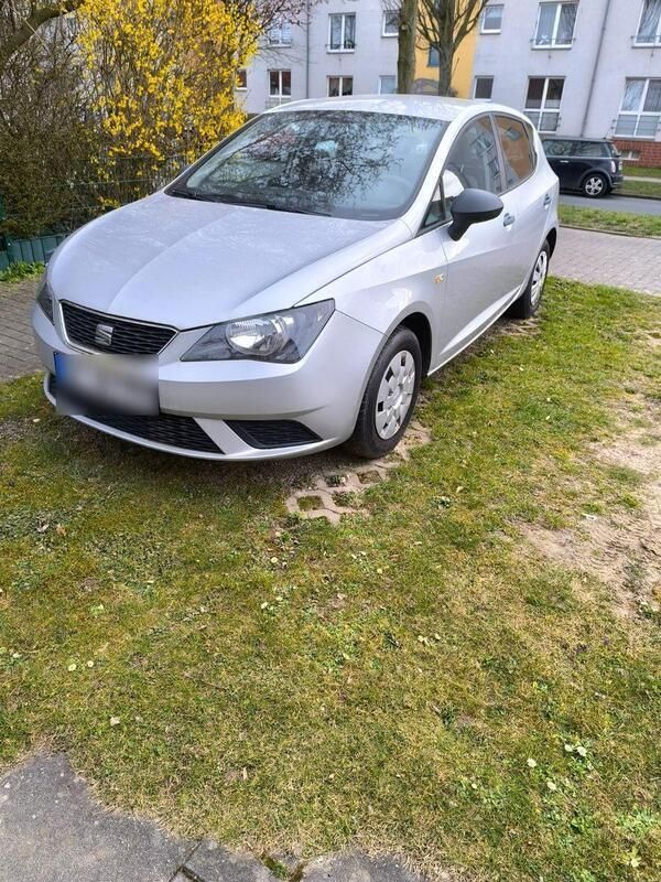 Silber Gebraucht 2014 Seat Ibiza Style Kleinwagen | 5.750 € (Fairer Preis) - Bild 1/4