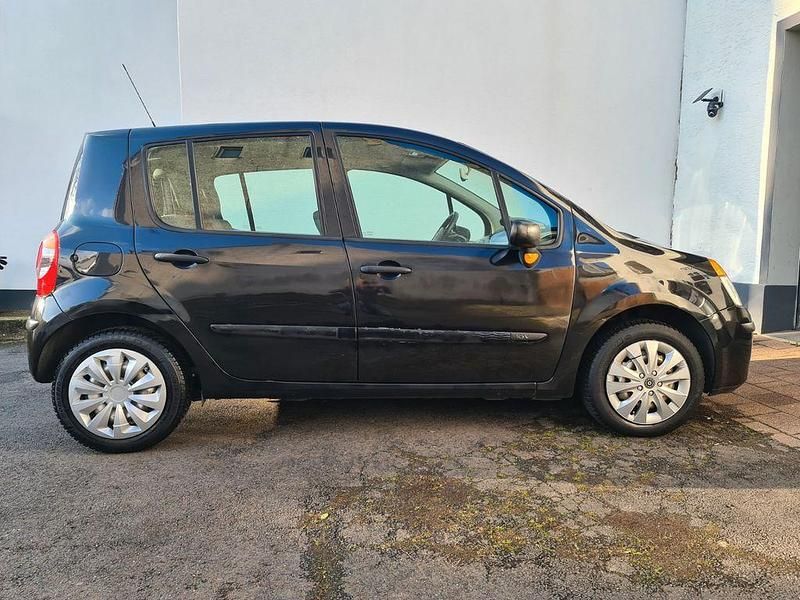Second-hand Renault Modus 75 CP (55 kW) 2006 Negru Monovolum