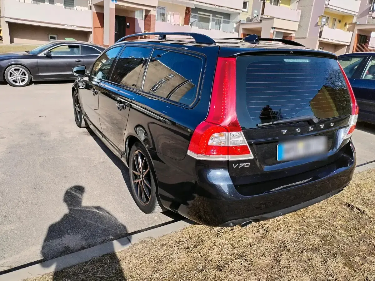 Gebraucht Volvo XC70 180 PS (132 kW) 2015 Schwarz Kombi