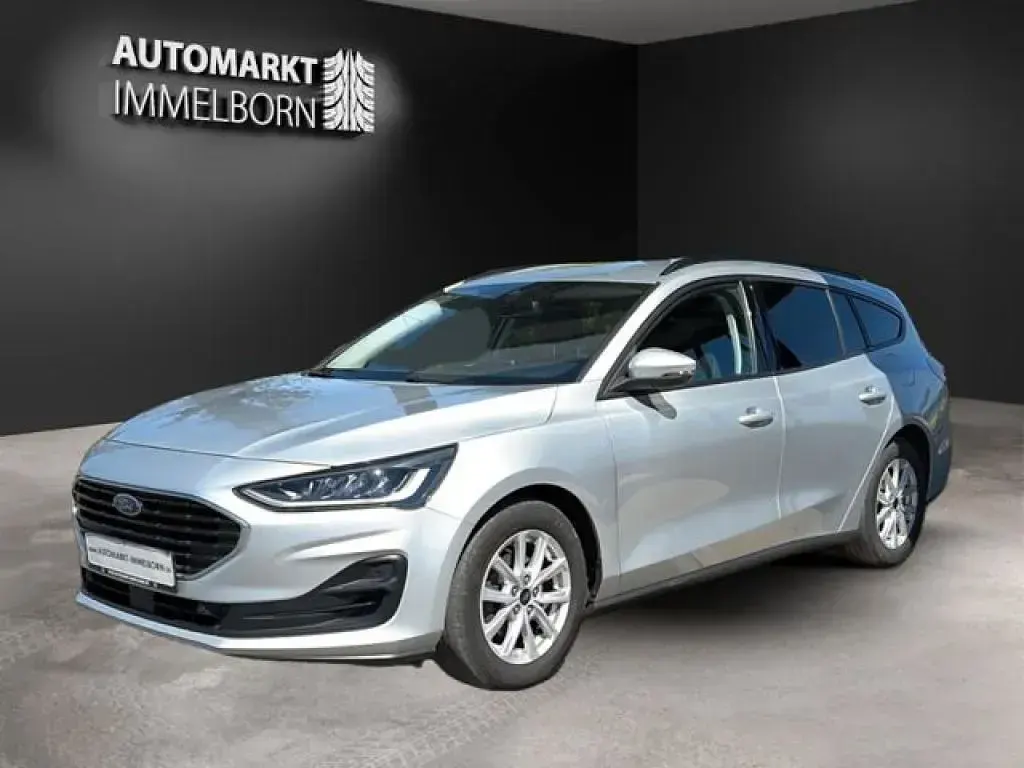 Gebraucht Ford Focus 220 PS (161 kW) 2023 Silber (metallic) Kombi