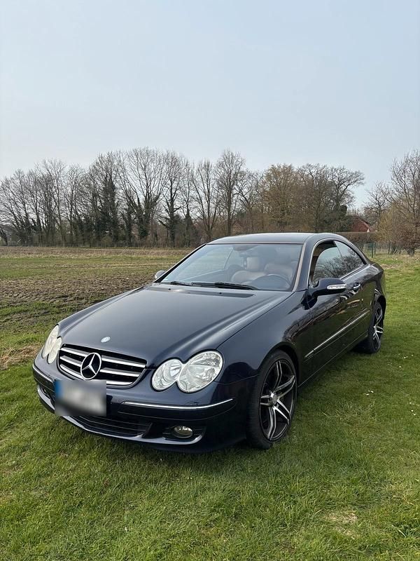 Gebraucht Mercedes CLK220 150 PS (110 kW) 2007 Blau Coupé