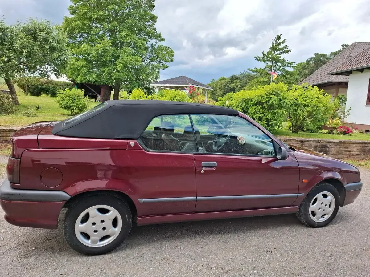 Gebraucht Renault 19 90 PS (66 kW) 1993 Rot Cabrio