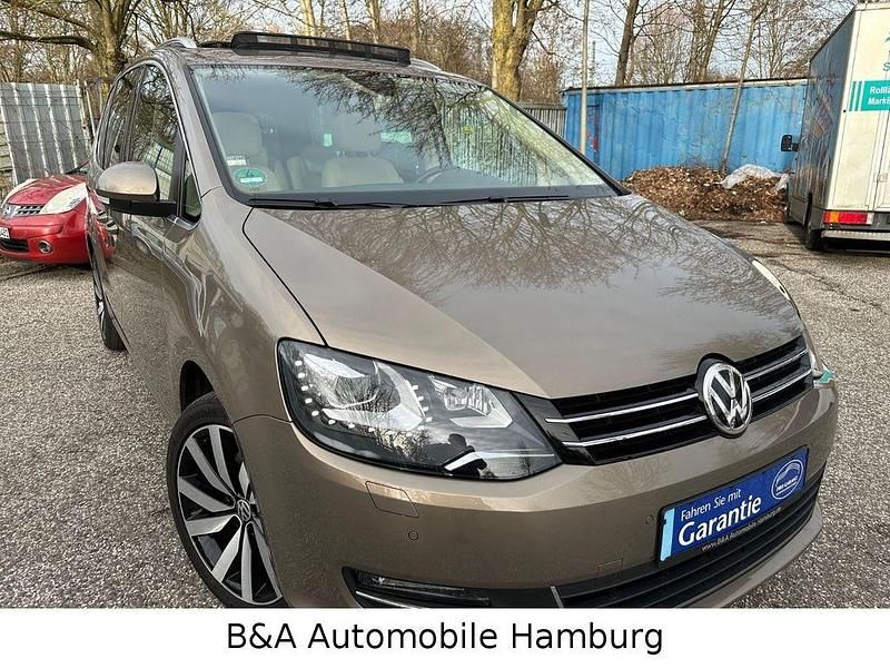 Gebraucht VW Sharan Highline 177 PS (130 kW) 2019 Pyramid gold Van / Kleinbus