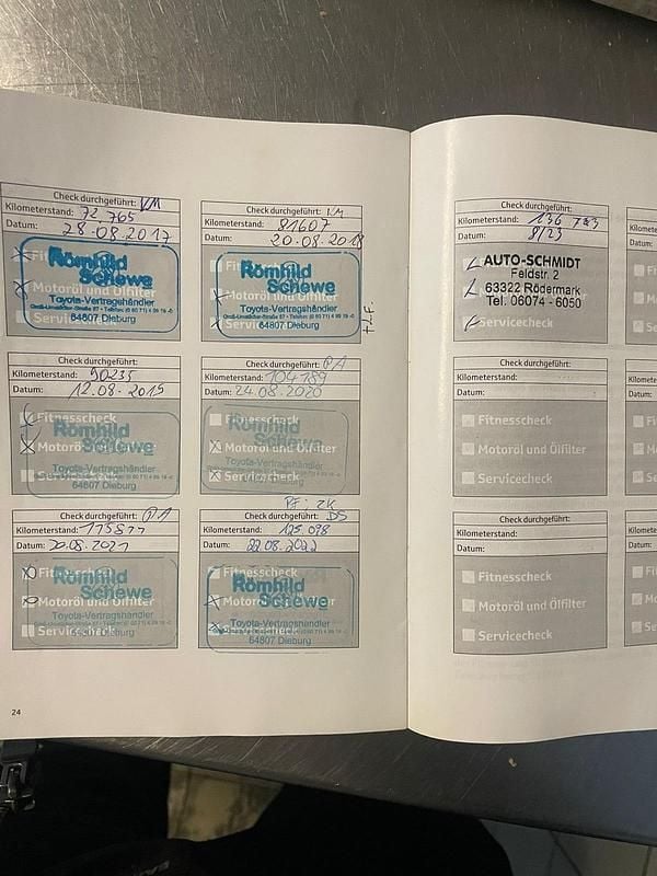 Gebraucht Toyota iQ 69 PS (50 kW) 2010 Kleinwagen