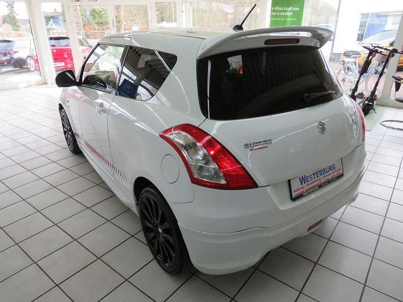 Gebraucht Suzuki Swift 94 PS (69 kW) 2014 Weiß Kleinwagen
