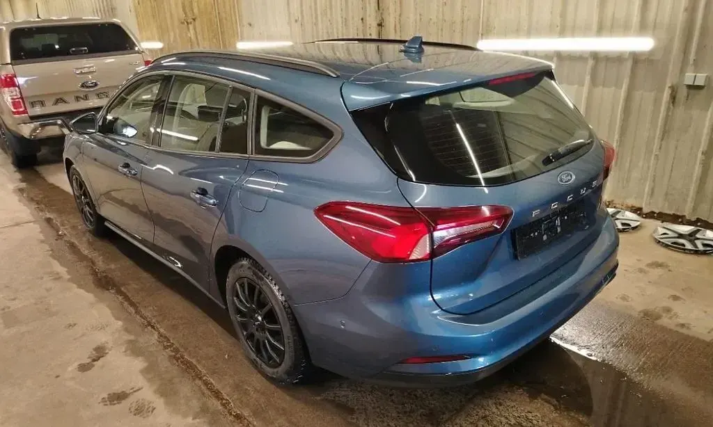 Gebraucht Ford Focus Cool & Connect 120 PS (88 kW) 2023 Blau Limousine