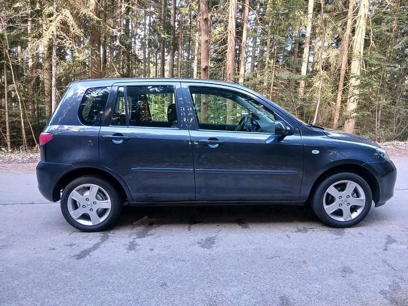 Usata Mazda 2 80 CV (58 kW) 2007 Grigio Utilitaria