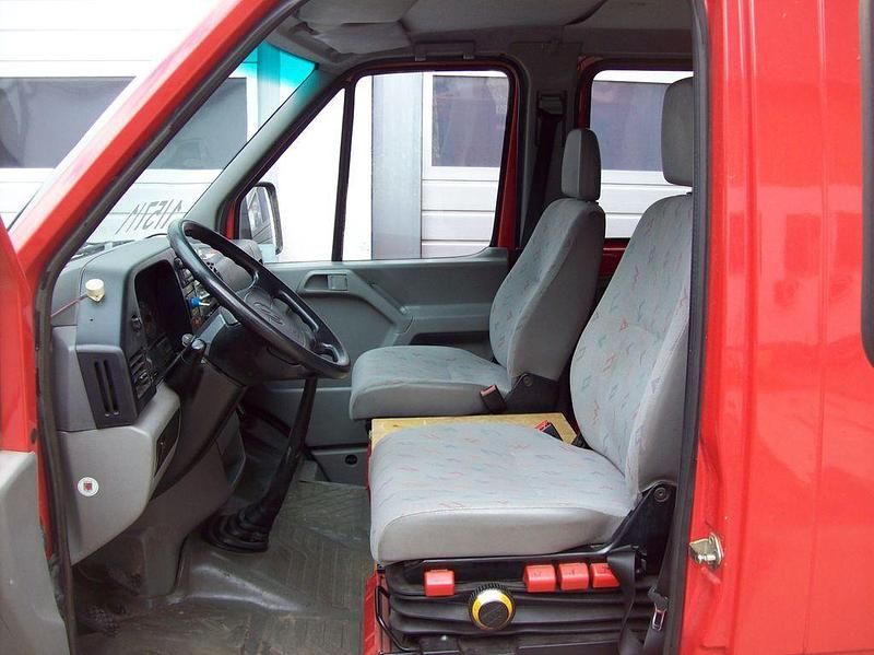 Gebraucht VW LT 131 PS (96 kW) 1999 Rot Pickup