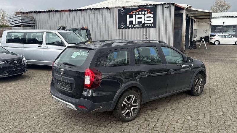 Gebraucht Dacia Logan MCV Stepway 90 PS (66 kW) 2020 Schwarz Kombi