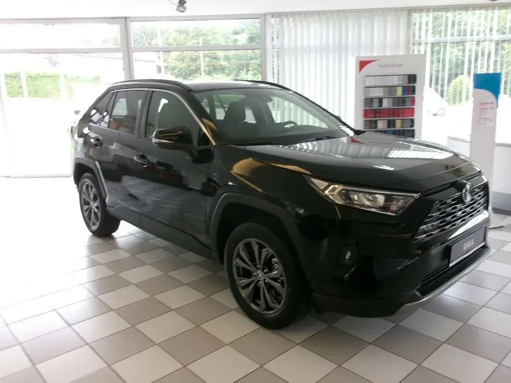 Neu Toyota RAV4 Hybrid 218 PS (160 kW) 2025 Schwarz SUV