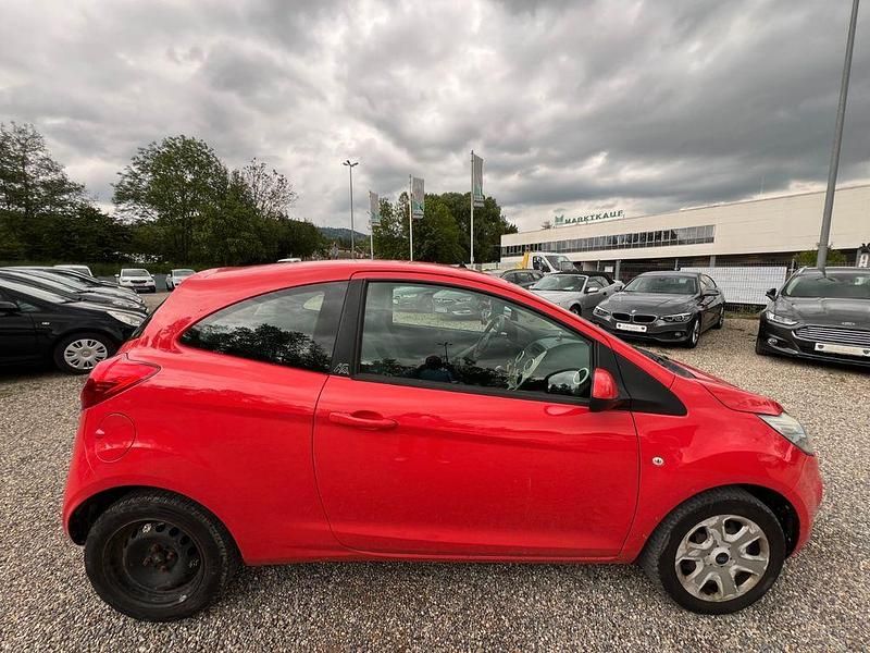 Gebraucht Ford Ka Trend 69 PS (50 kW) 2011 Rot Kleinwagen