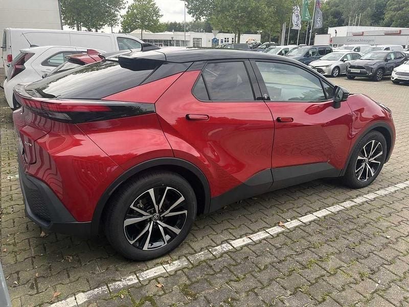 Gebraucht Toyota C-HR Team 140 PS (102 kW) 2023 Rot SUV