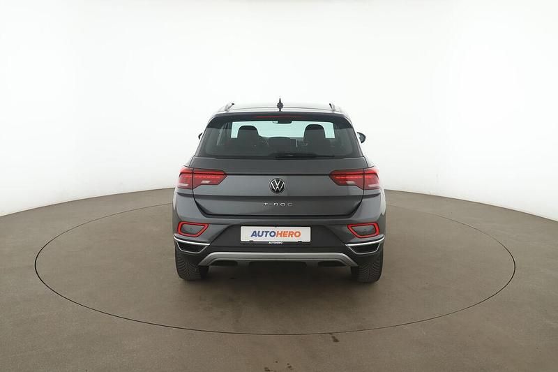 Gebraucht VW T-Roc Style 150 PS (110 kW) 2023 Grau SUV