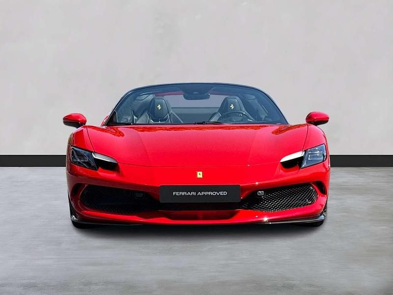 Gebraucht Ferrari 296 829 PS (609 kW) 2024 Rot Cabrio