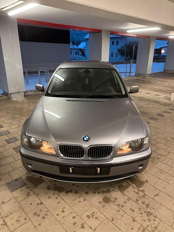 Gebraucht BMW 316 116 PS (85 kW) 2004 Silber Limousine
