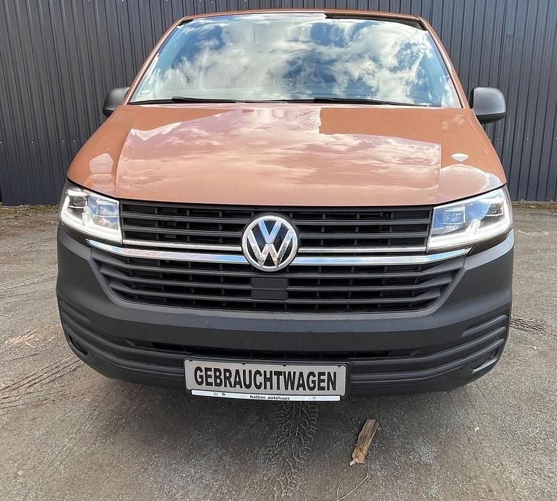 Usata VW Transporter 150 CV (110 kW) 2019 Marrone Furgone