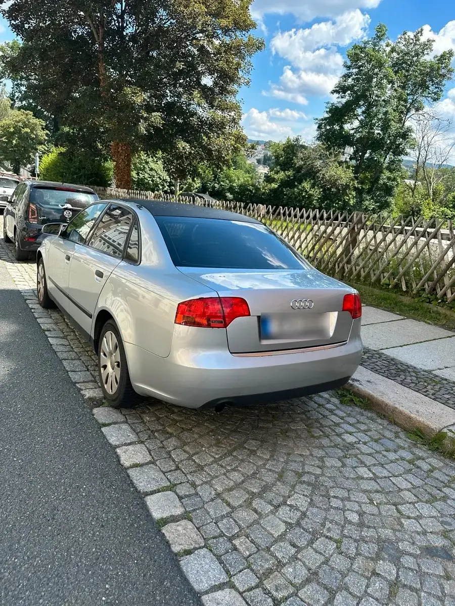 Gebraucht Audi A4 131 PS (96 kW) 2007 Silber Limousine