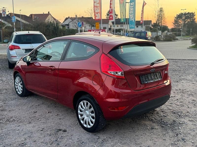 Gebraucht Ford Fiesta 97 PS (71 kW) 2010 Orange Kleinwagen