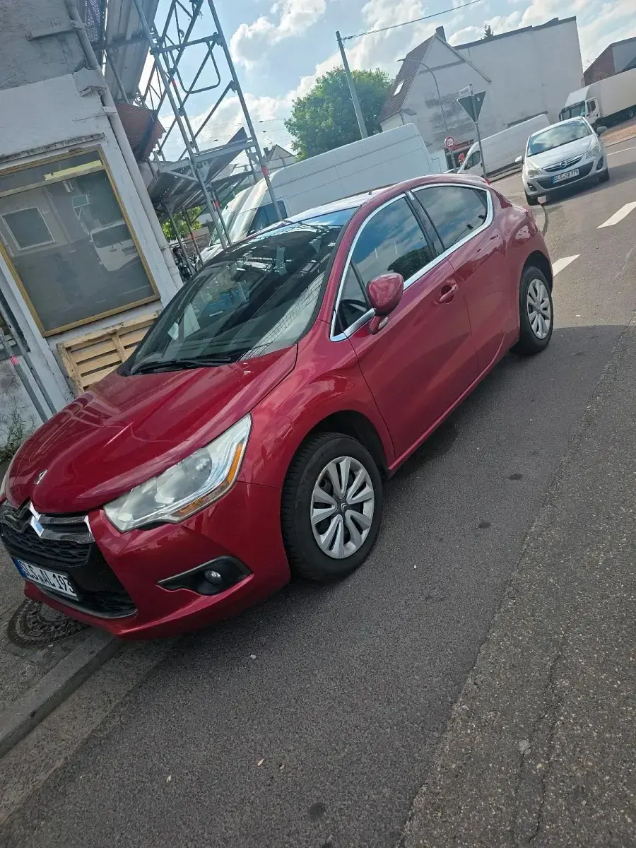 Gebraucht Citroën DS4 120 PS (88 kW) 2013 Kleinwagen