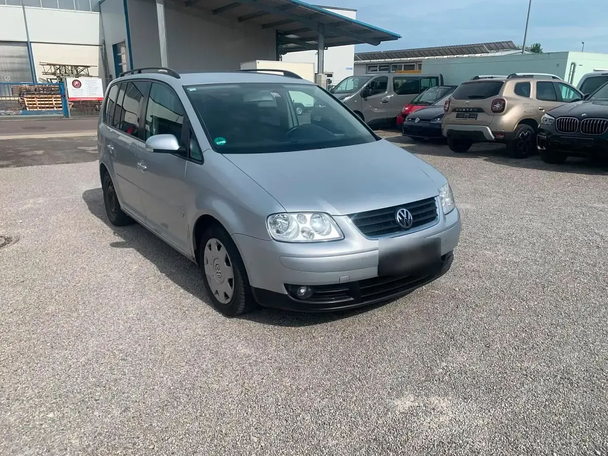 Gebraucht VW Touran 105 PS (77 kW) 2003 Silber Van / Kleinbus